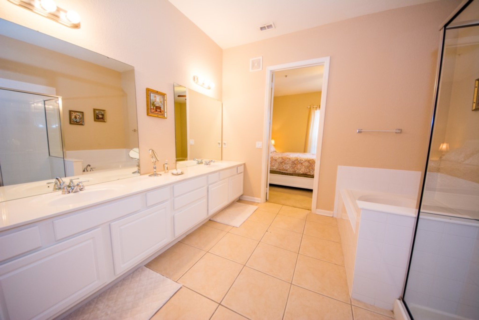 The Ultimate 4 Bedroom Apartment on Orange County, Florida Apartment 6180