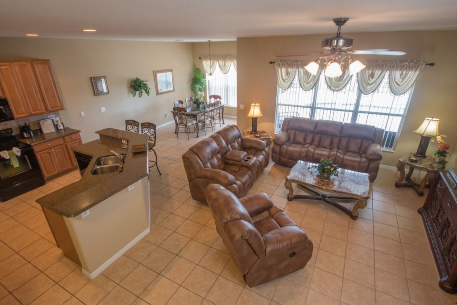 Luxury Contemporary Style Villa on Sand Hill Point, Florida Villa 6186