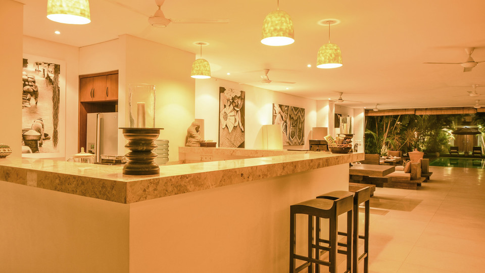 Amazing 5 Star Villa With 2 Relaxing Pools , Bali Villa 2136