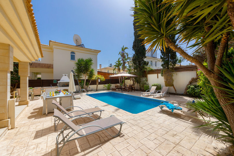 Beautiful Villa minutes from beach, Protaras Villa 1027