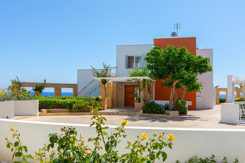 Beachfront Protaras Villa 1031