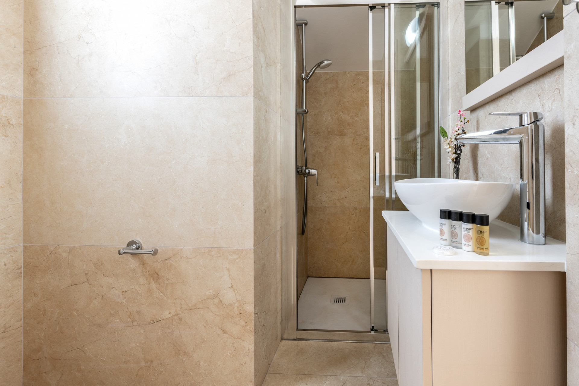 Your Beautiful Holiday Villa, Protaras Villa 1037