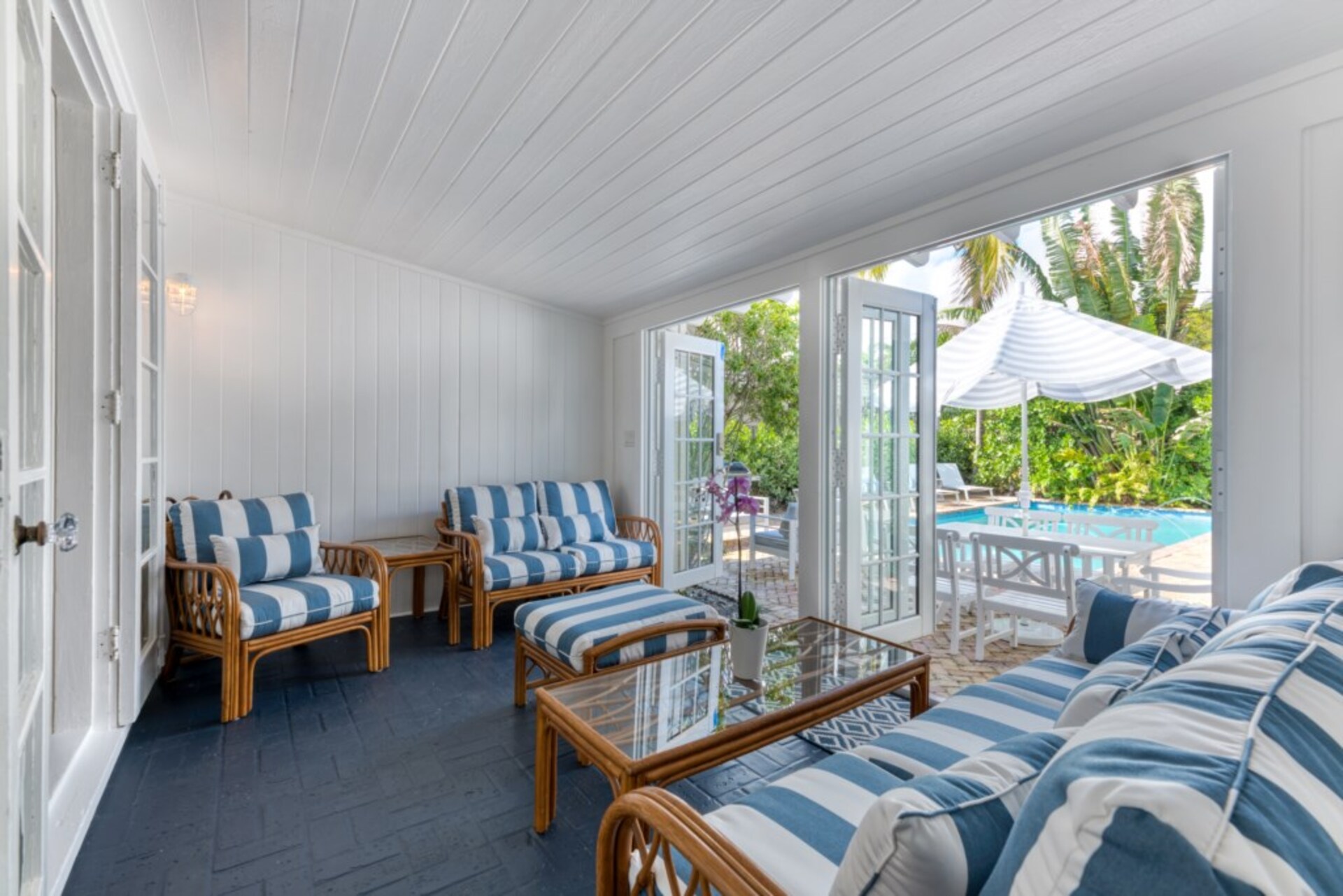 Picture Renting This Beautiful 4 Bedroom Villa in West Palm Beach, West Palm Beach Villa 1870