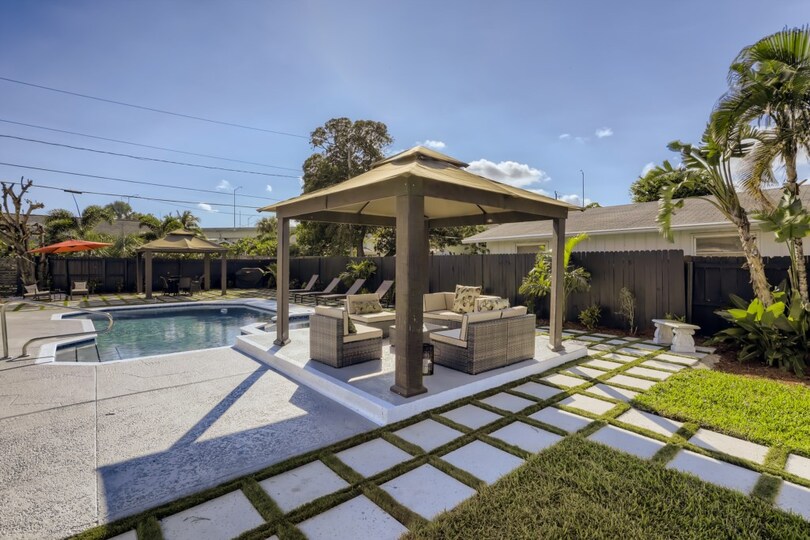Quaint 3 Bedroom Villa  close to West Palm Beach , West Palm Beach Villa 1874