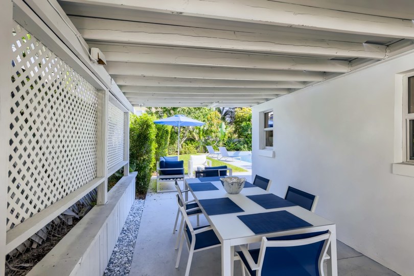 Picture Renting This Beautiful 2 Bedroom Villa In West Palm Beach, West Palm Beach Villa 1869