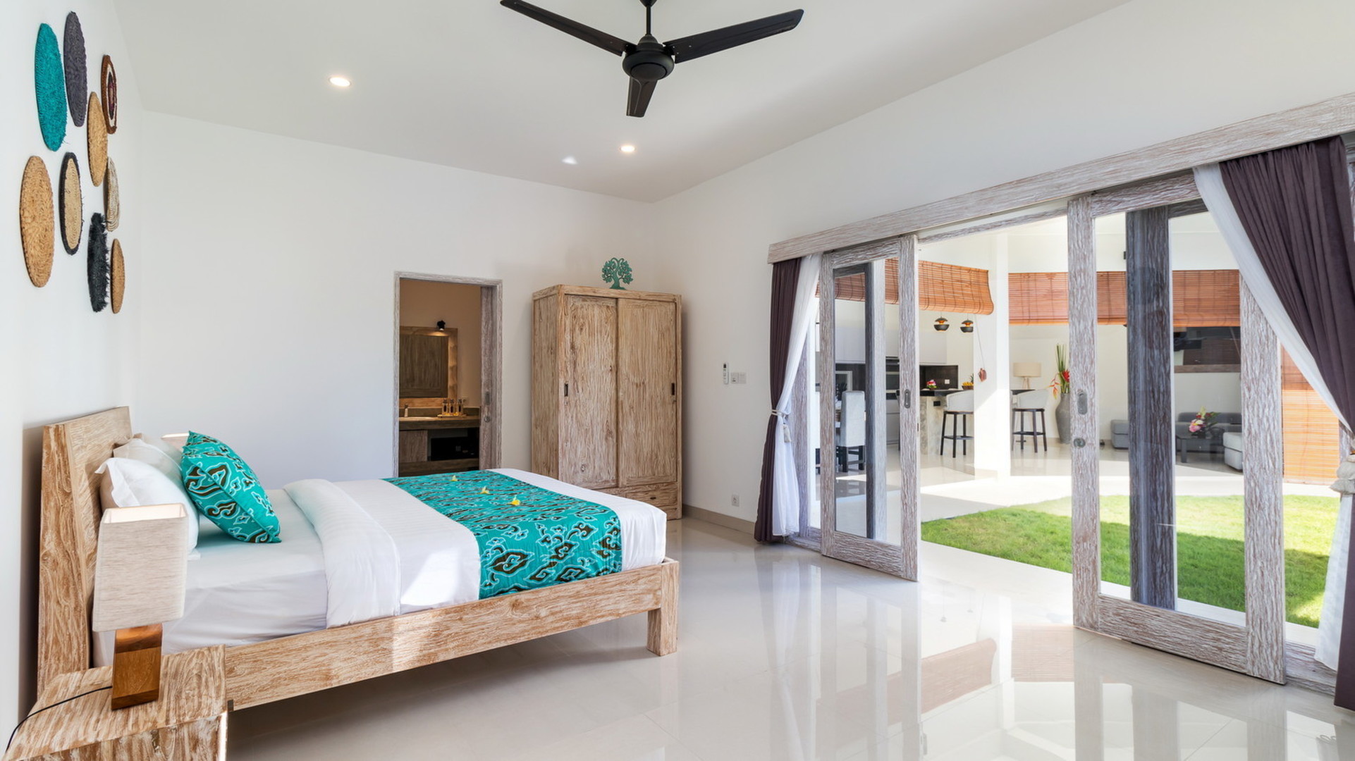 Charming 7BR Villa W/ Pool & Balcony in Bali, Bali villa 2206