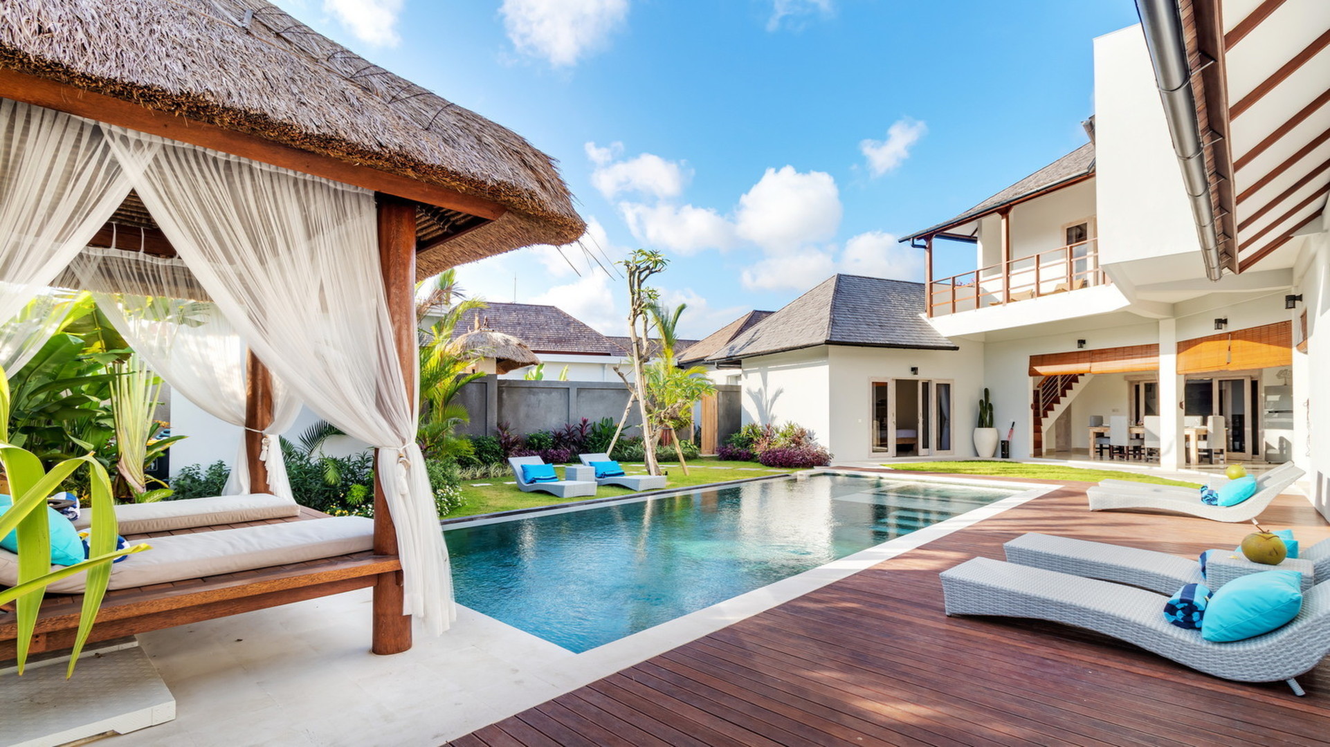 Charming 7BR Villa W/ Pool & Balcony in Bali, Bali villa 2206