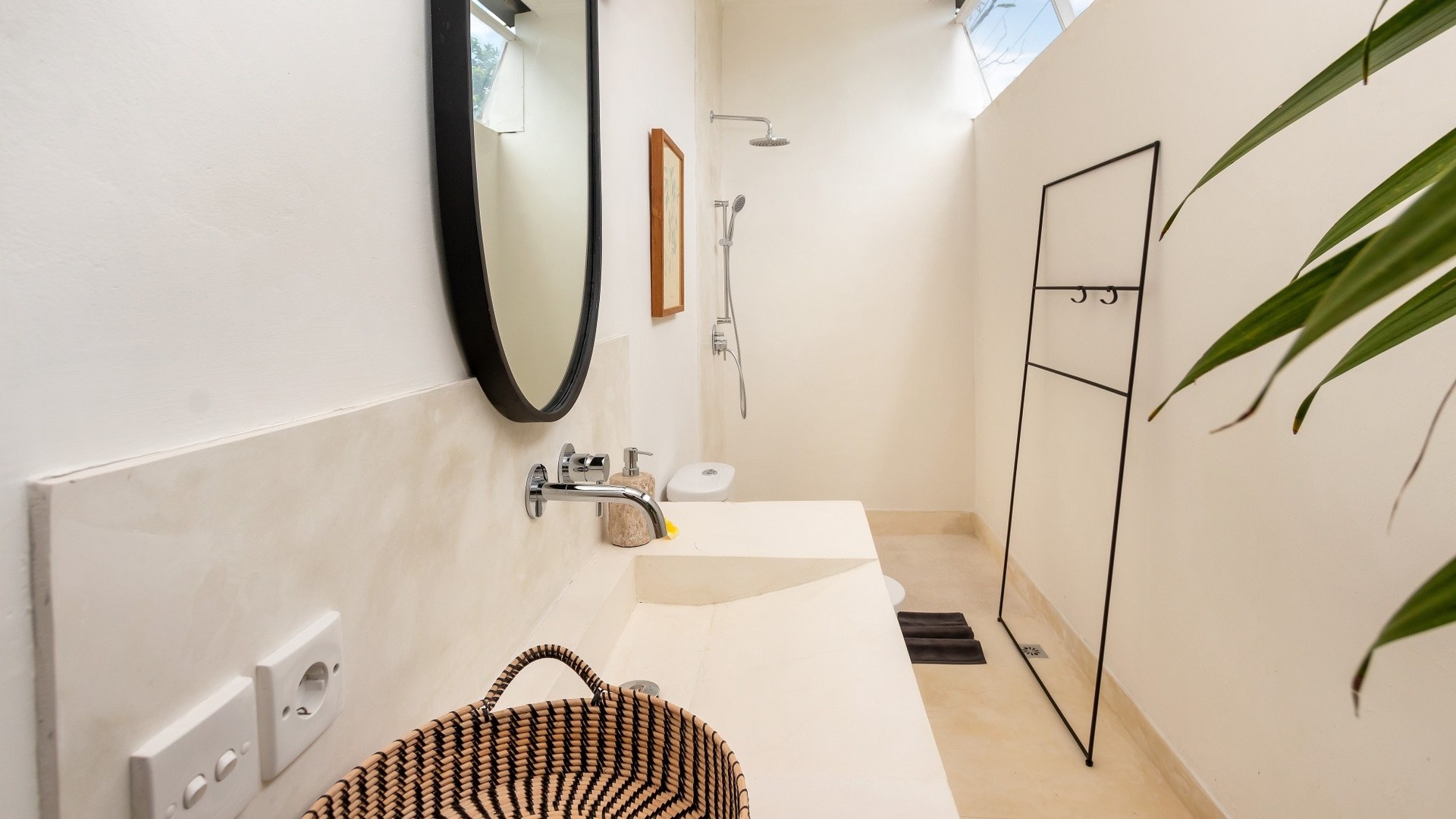 Cozy 4BR Villa with Amazing Pool Area, Bali Villa 2210