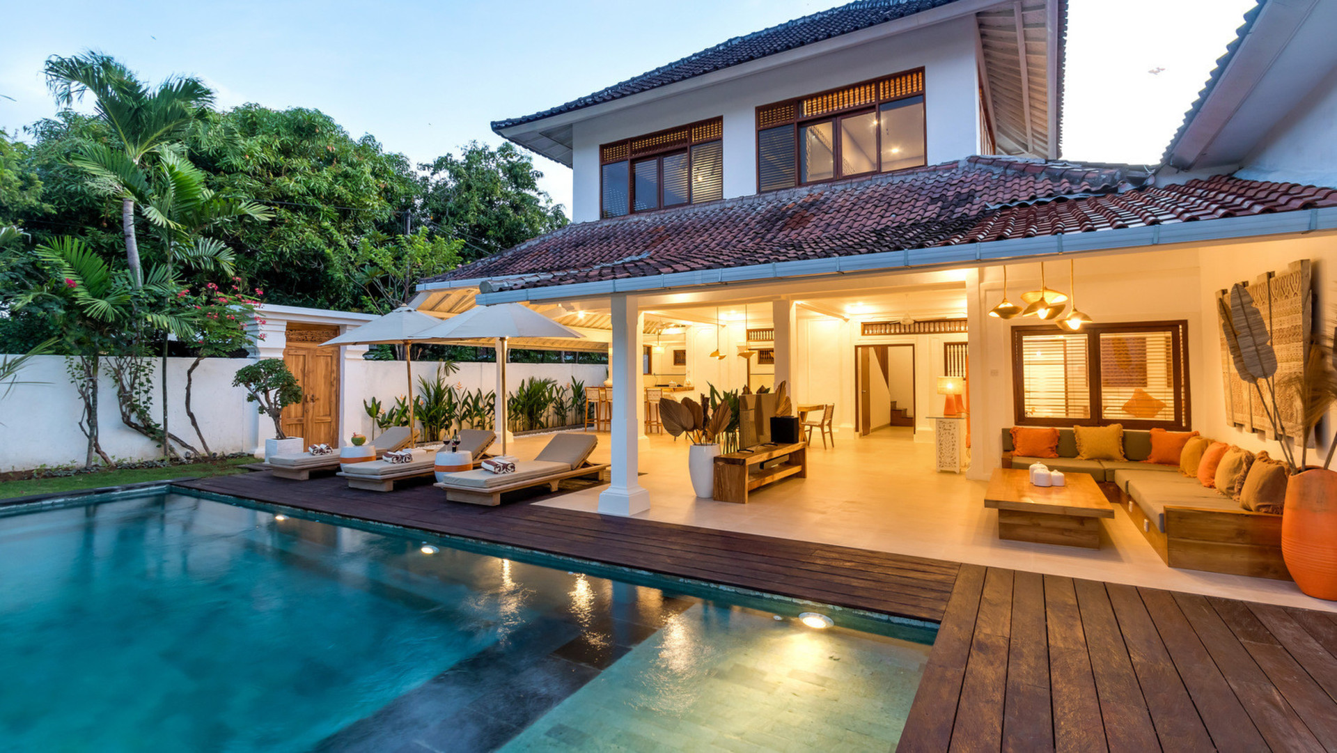 Amazing 4BR Villa With Pool in Bali, Bali Villa 2211