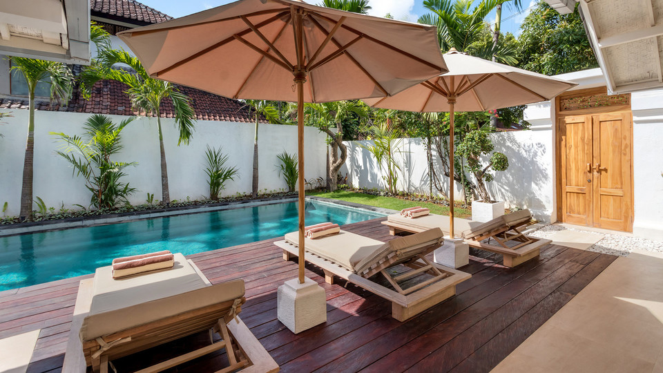 Wonderful 4BR Villa with Pool, Bali Villa 2212