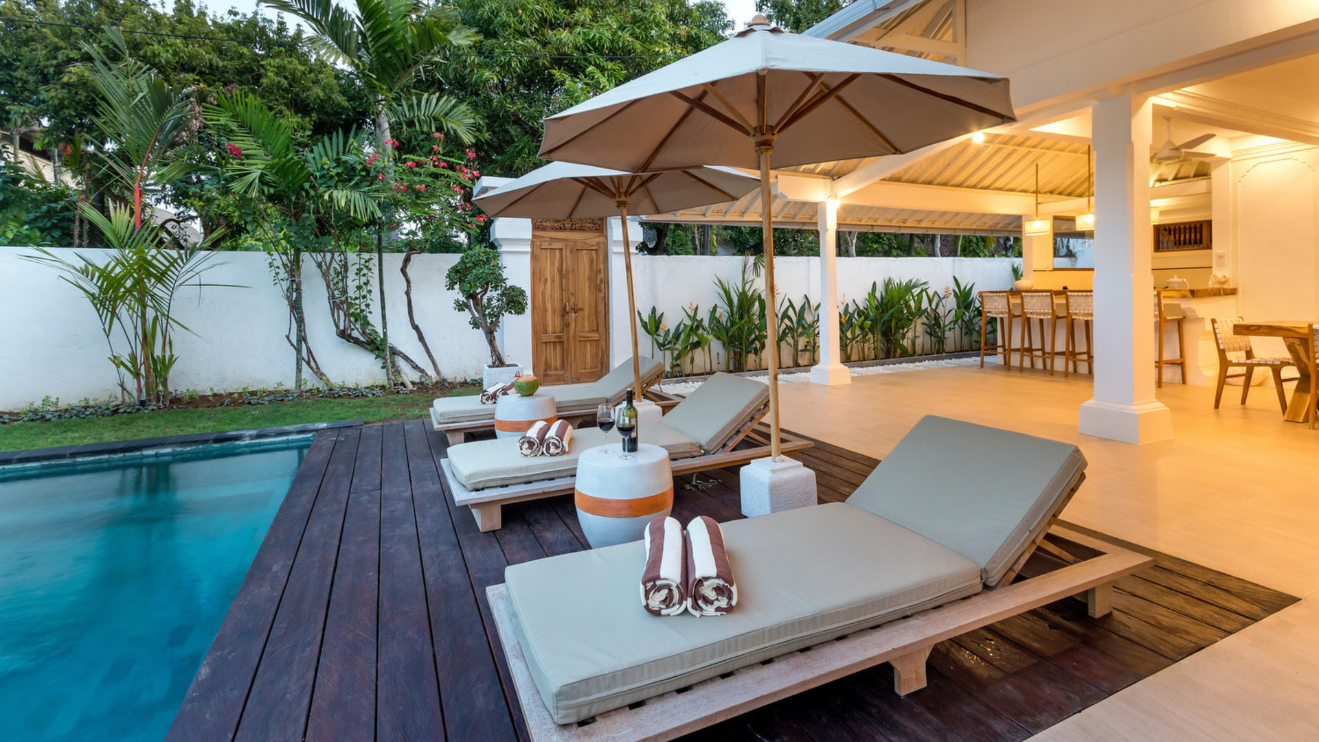 Wonderful 4BR Villa with Pool, Bali Villa 2212
