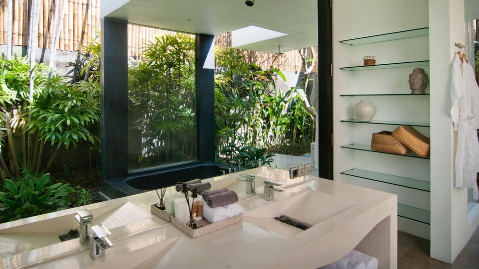 Beautiful 2BR Villa With Private Pool, Bali Villa 2215