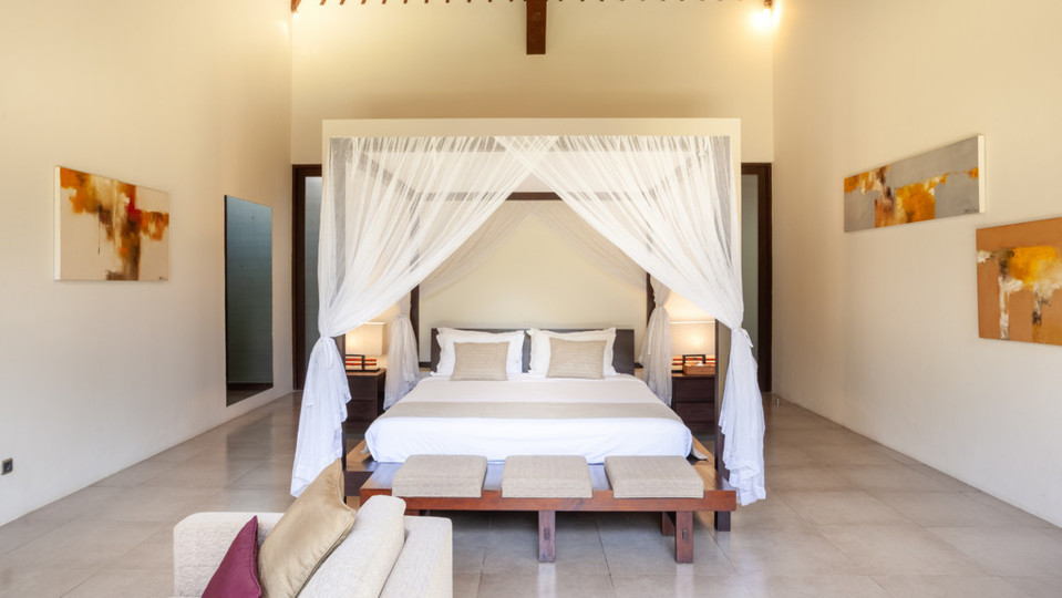 Beautiful 2BR Villa With Private Pool, Bali Villa 2215