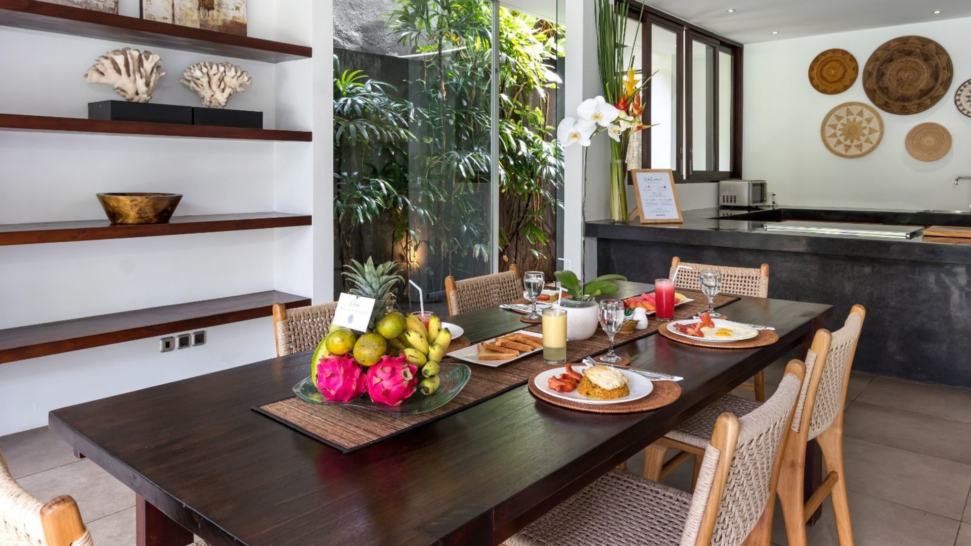 Cozy 2BR Villa W/Amazing Pool Area, Bali Villa 2216