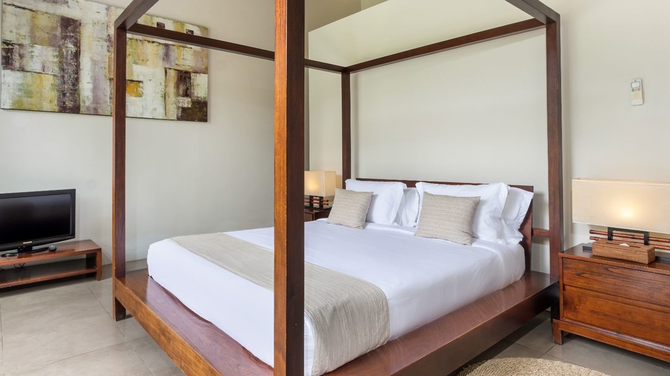 Cozy 2BR Villa W/Amazing Pool Area, Bali Villa 2216