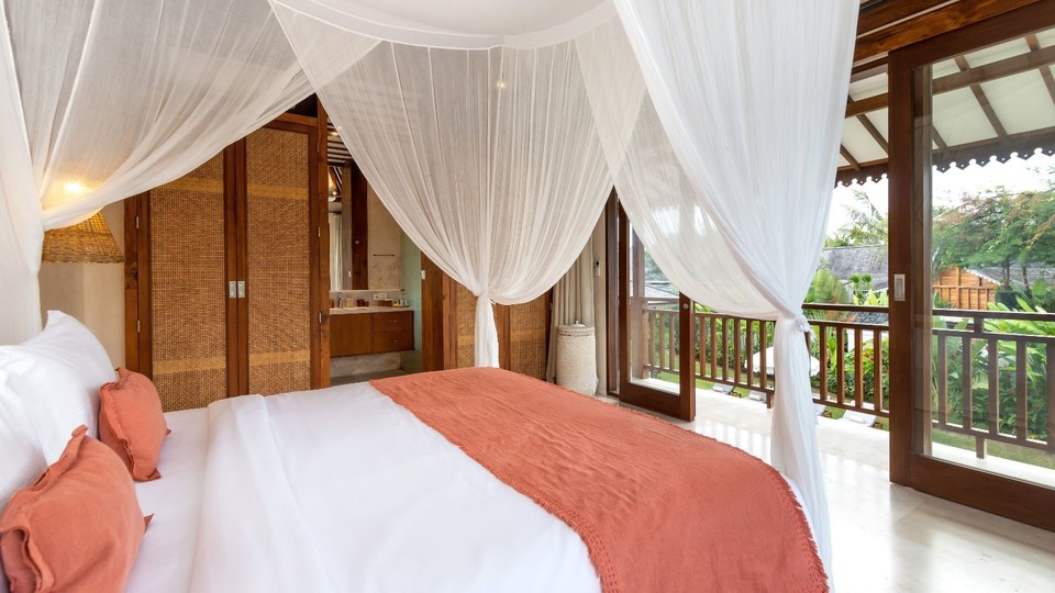 Amazing 4BR Villa With Pool, Bali Villa 2217