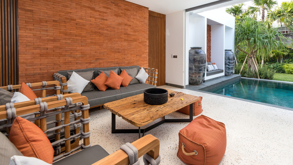 Cheerful 4BR Villa W/ Pool & Balcony, Bali Villa 2219
