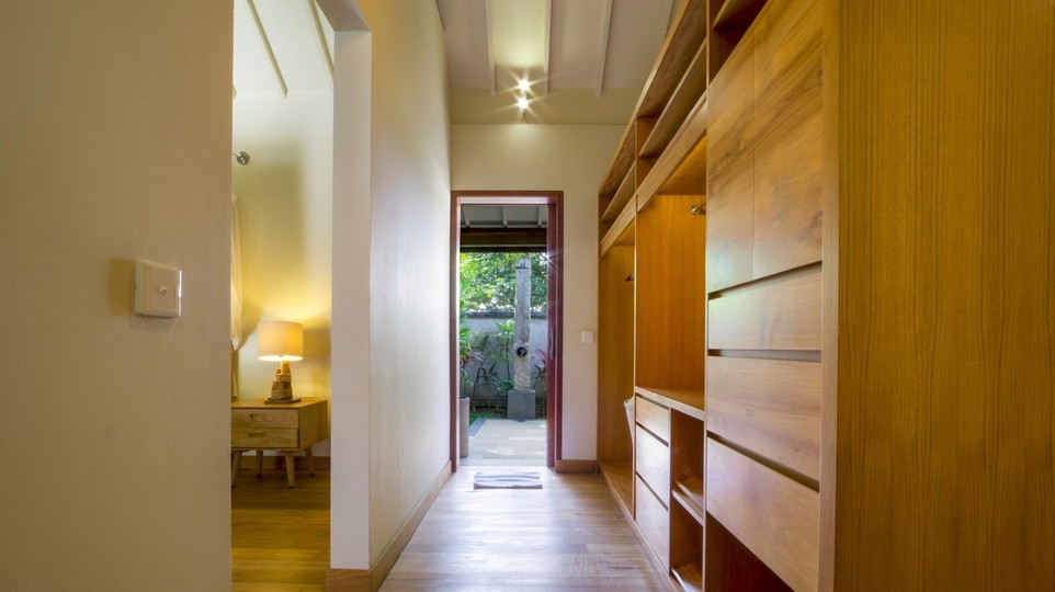 Fantastic 3BR Villa W/ Pool & Garden, Bali Villa 2228