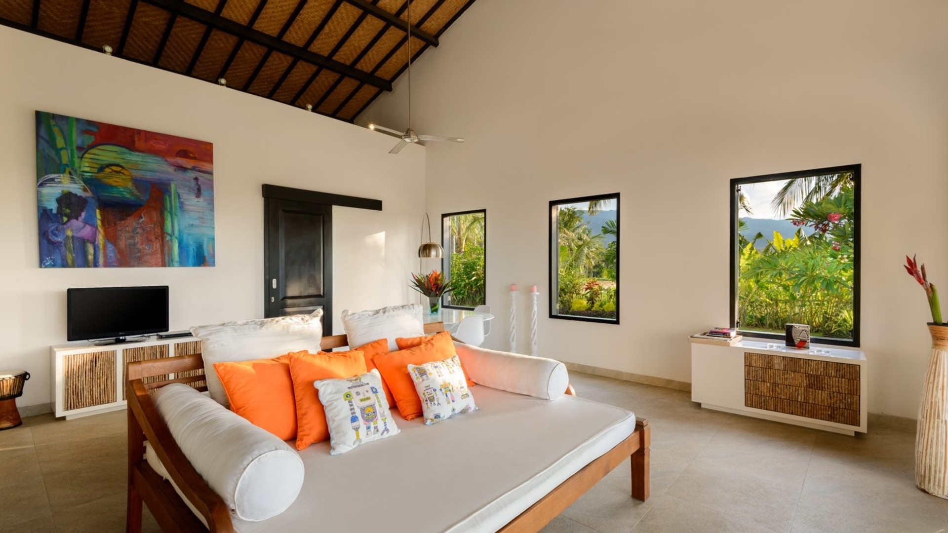 Lovely 3BR Villa W/ Amazing Pool & Sea views, Bali Villa 2235