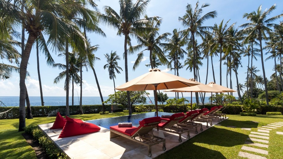 Renovated 3BR Villa W/ Pool - Perfect for Couples , Bali Villa 2237