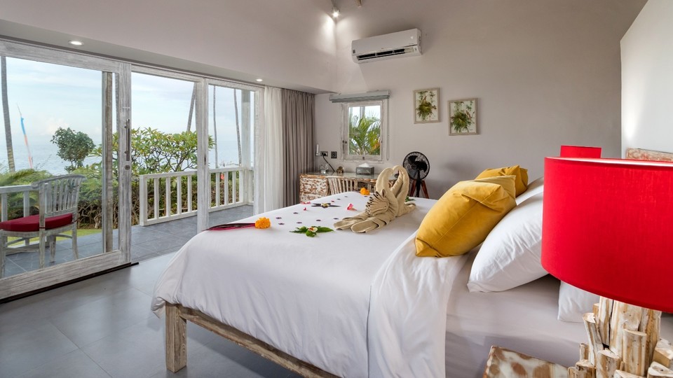 Renovated 3BR Villa W/ Pool - Perfect for Couples , Bali Villa 2237