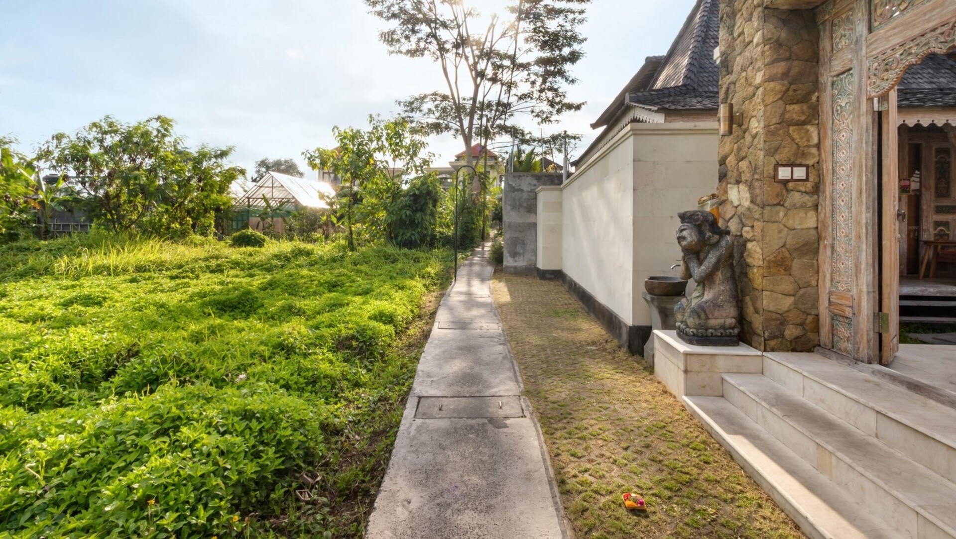 Enjoying Your Holiday in a Luxury 5 Star Villa in Candidasa, For Less Than a Hotel, Villa Bali 2243