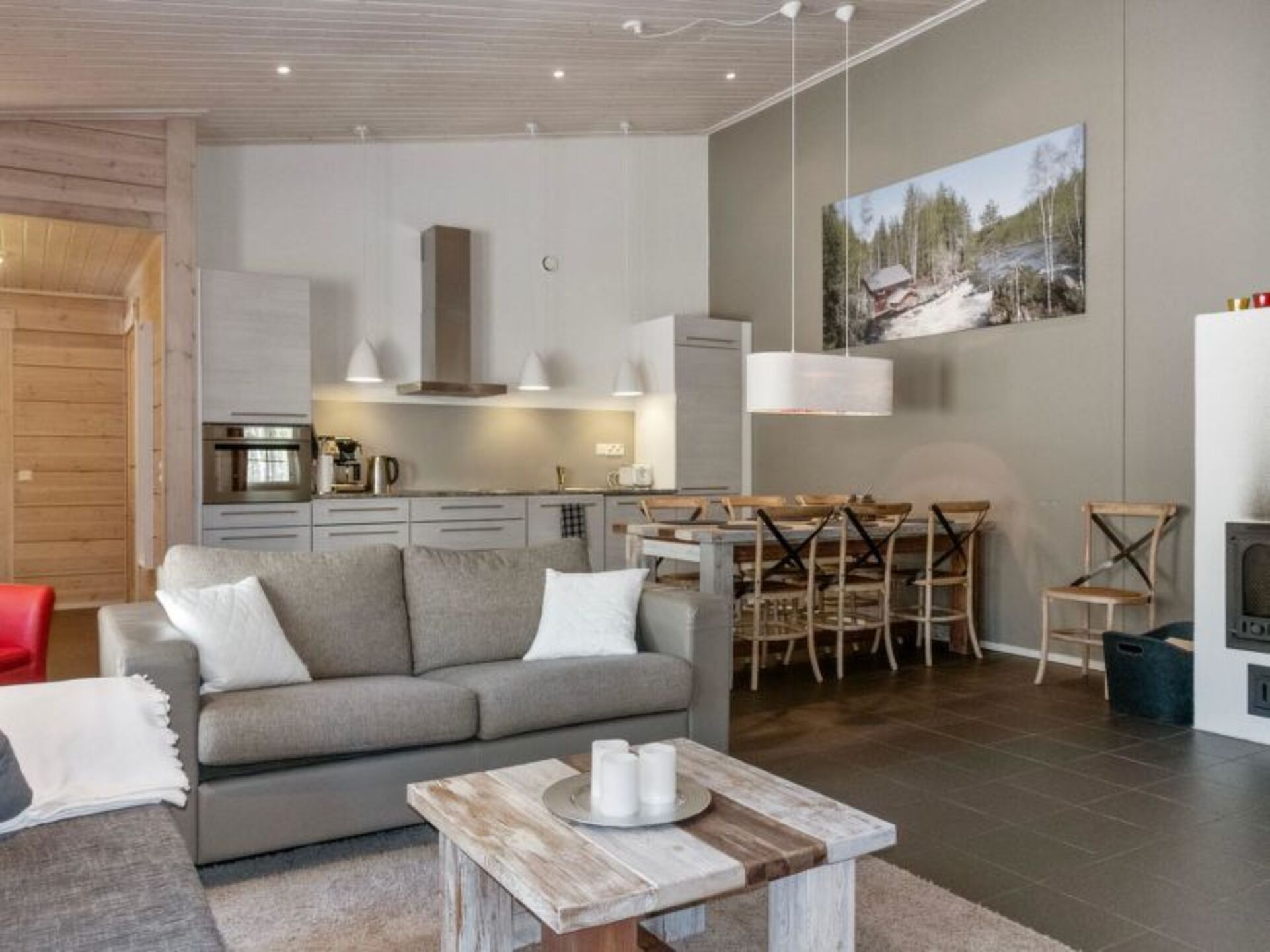 Kitchen / Dining Room