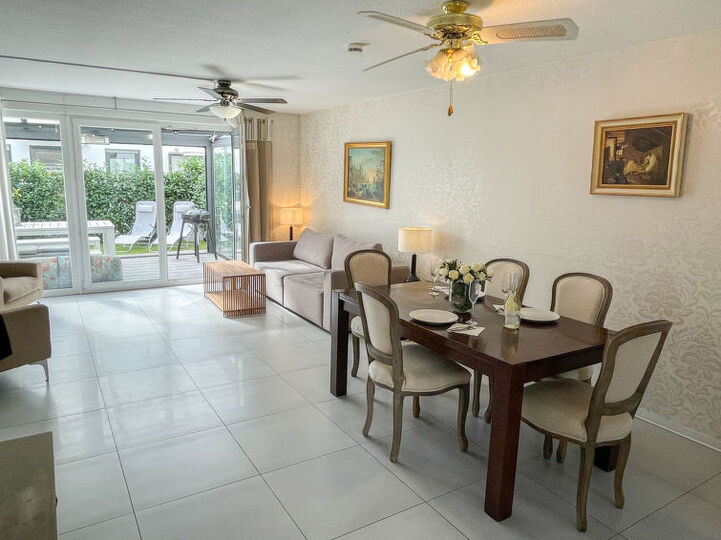 Escape to Luxury: 3-Bed Villa Oasis,1037, Breisach am Rhein, Germany