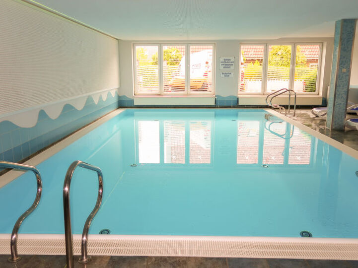 Pool Indoor