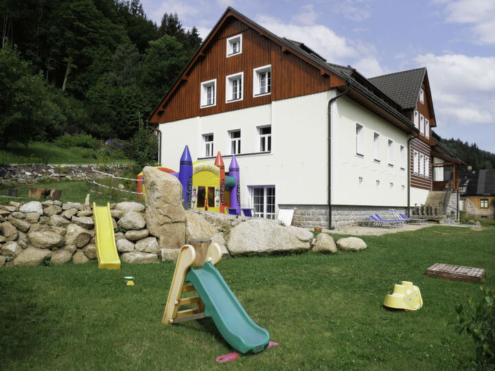 Whisk Away to Stunning 1BR Villa,1029, Liberecký kraj, Czech Republic