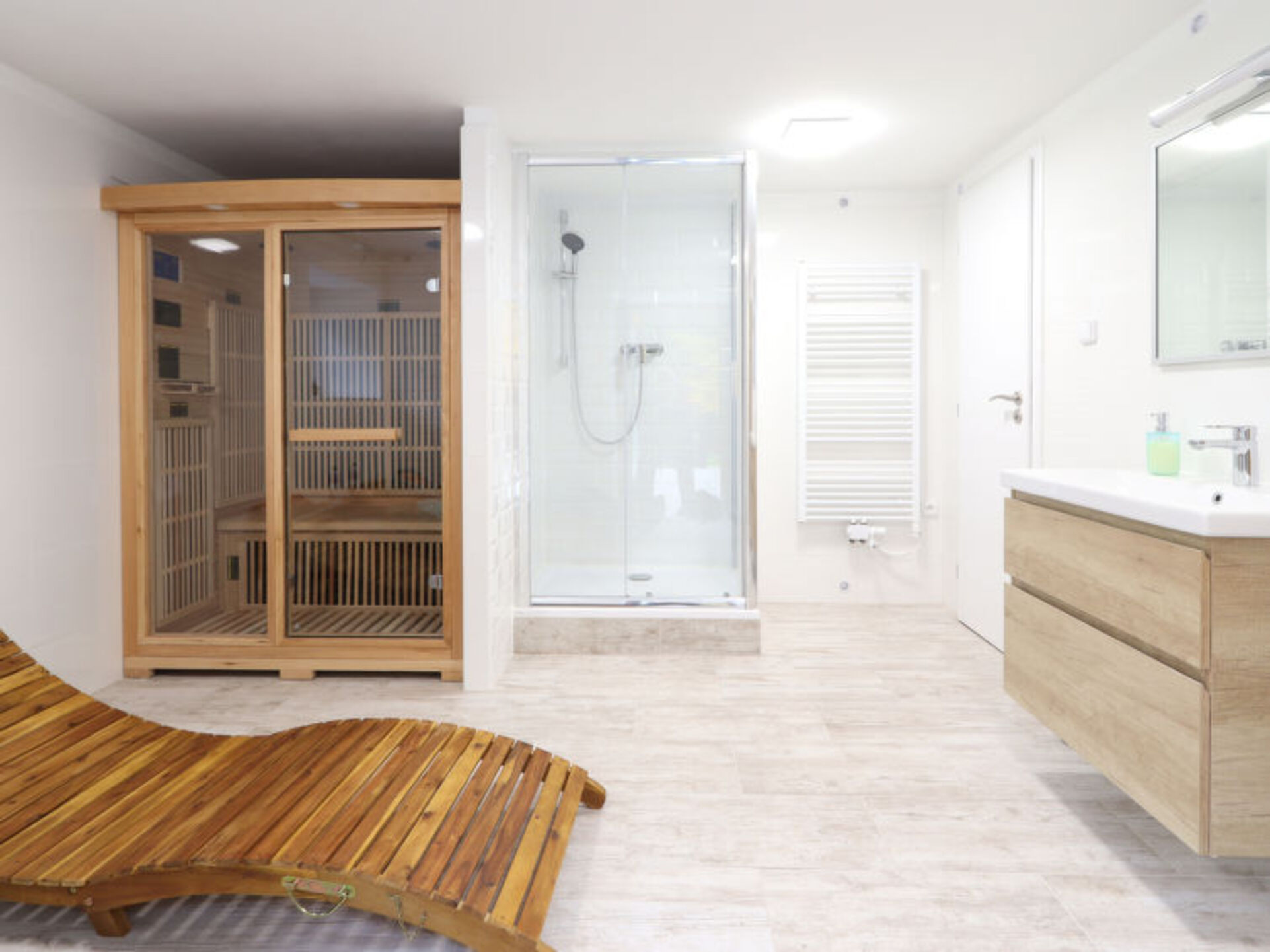 Bathroom / Wellness