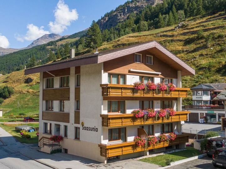 Serene 2 Bedroom Villa in Saas-Grund, 1415, Saas-Grund, Switzerland