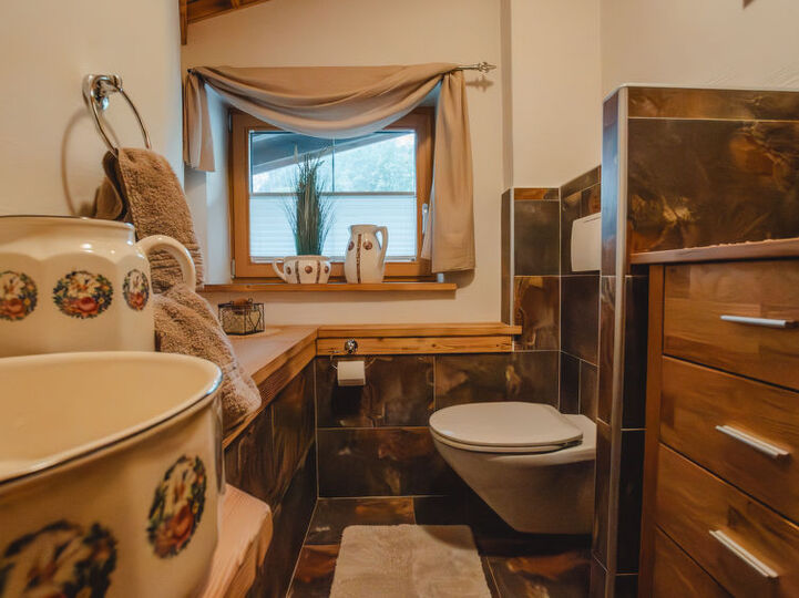 Bathroom / Wellness