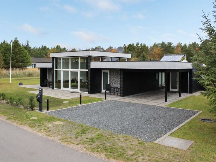 Time to Relax, Hals 1094, Hals, Denmark