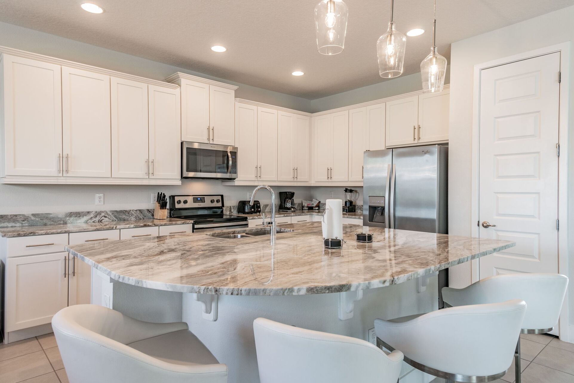 Rent the Perfect 5 Bedroom Villa, Encore Resort Villa 6416