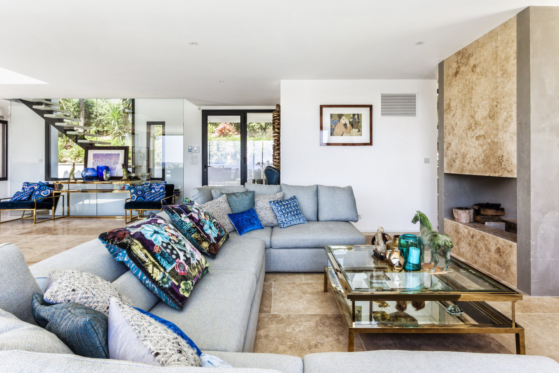 Seaside Bliss: Villa Colibri's Luxe Escape