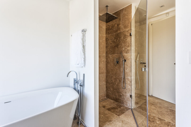 Seaside Bliss: Villa Colibri's Luxe Escape
