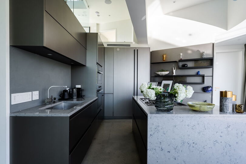 Hollywood Majesty: G Residence