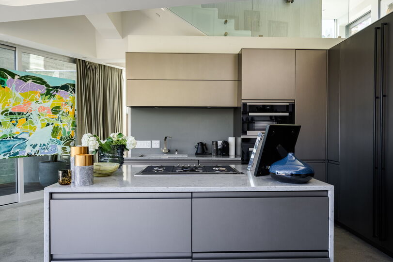 Hollywood Majesty: G Residence