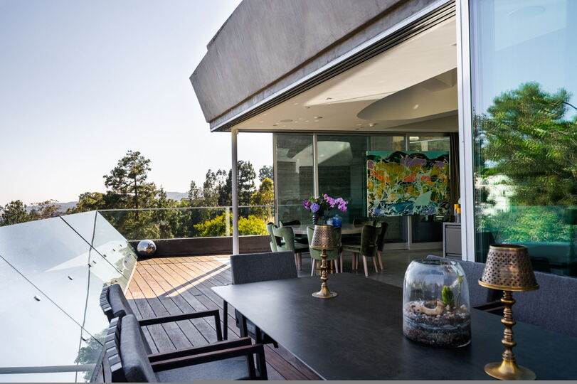 Hollywood Majesty: G Residence