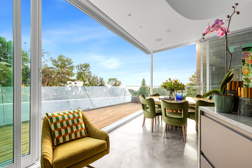 Hollywood Majesty: G Residence
