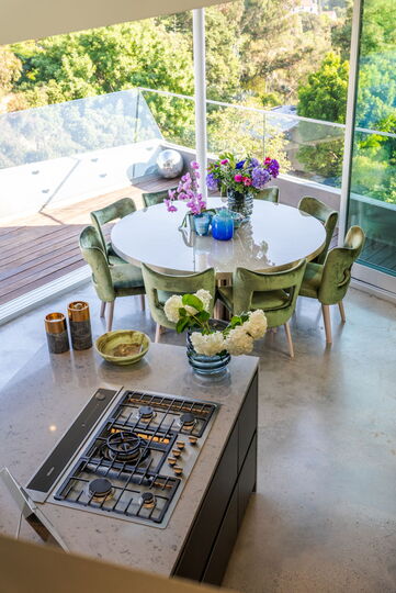 Hollywood Majesty: G Residence