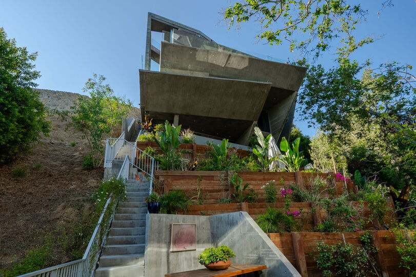 Hollywood Majesty: G Residence