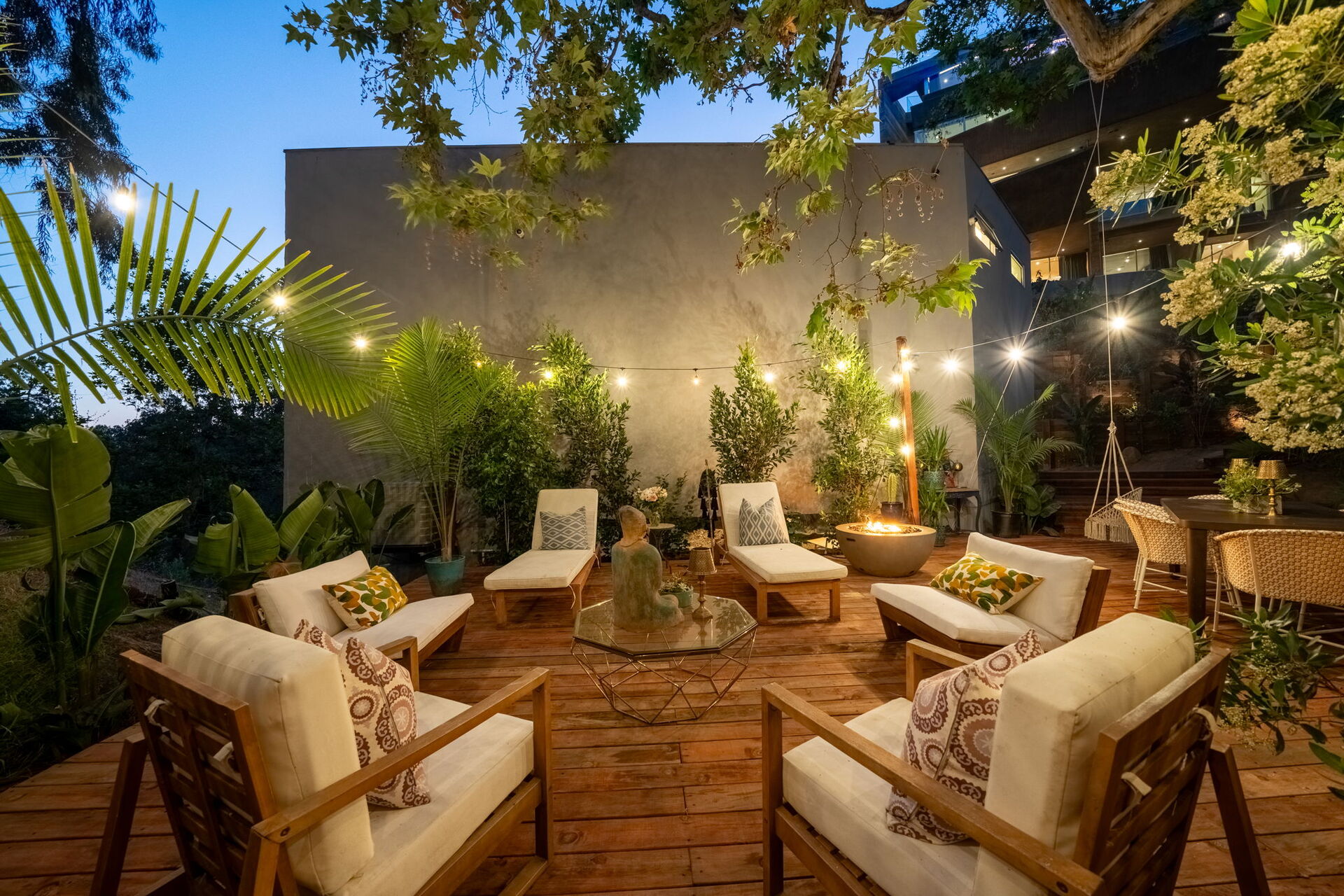 Hollywood Majesty: G Residence