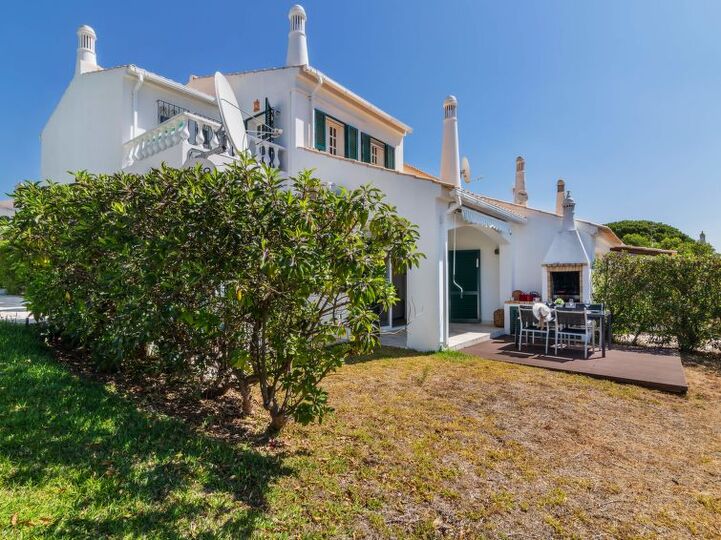 5 Star Villa with 2 Bedrooms, Albufeira Villa 1151