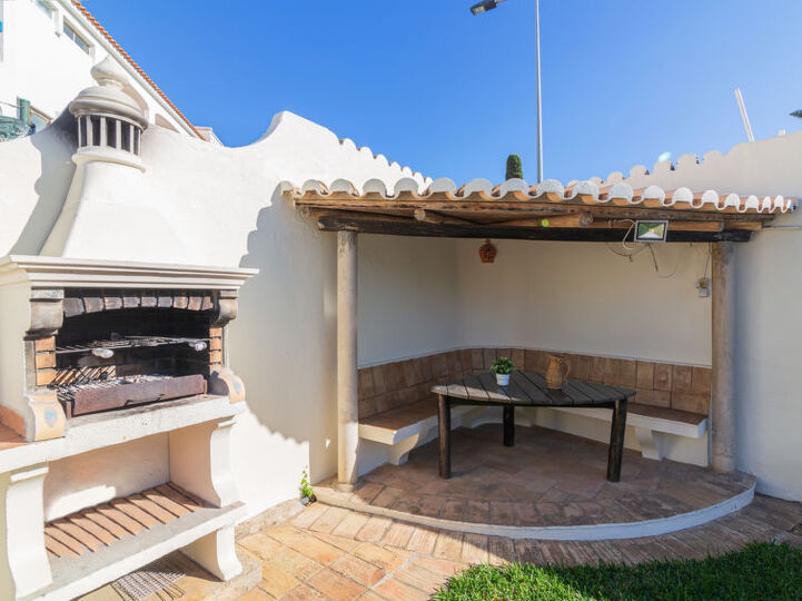 You will love this Luxury 2 Bedroom Villa, Albufeira Villa 1161
