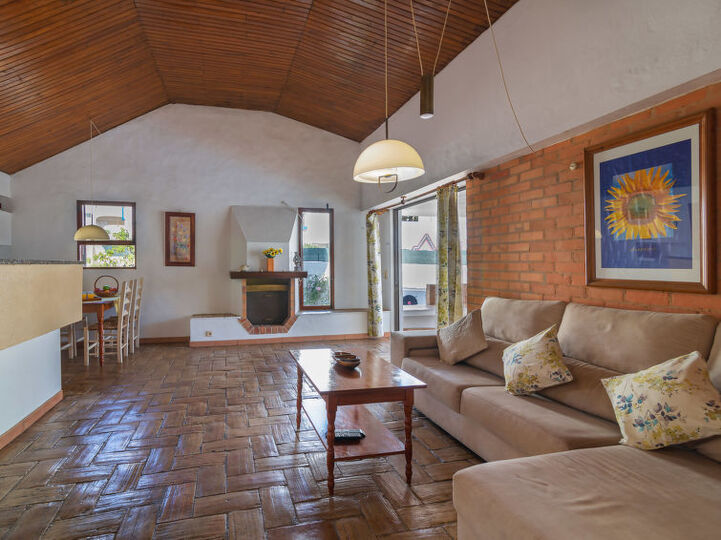 You will love this Luxury 2 Bedroom Villa, Albufeira Villa 1161