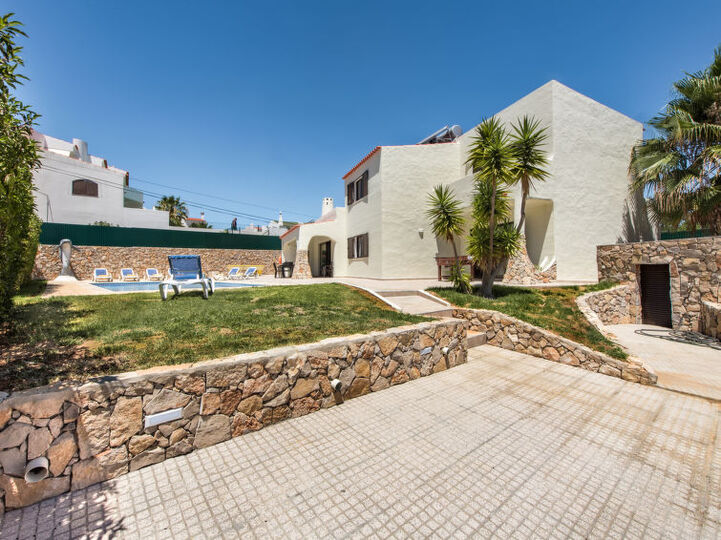 Rent Your Own Luxury Villa with 4 Bedrooms, Albufeira Villa 1172