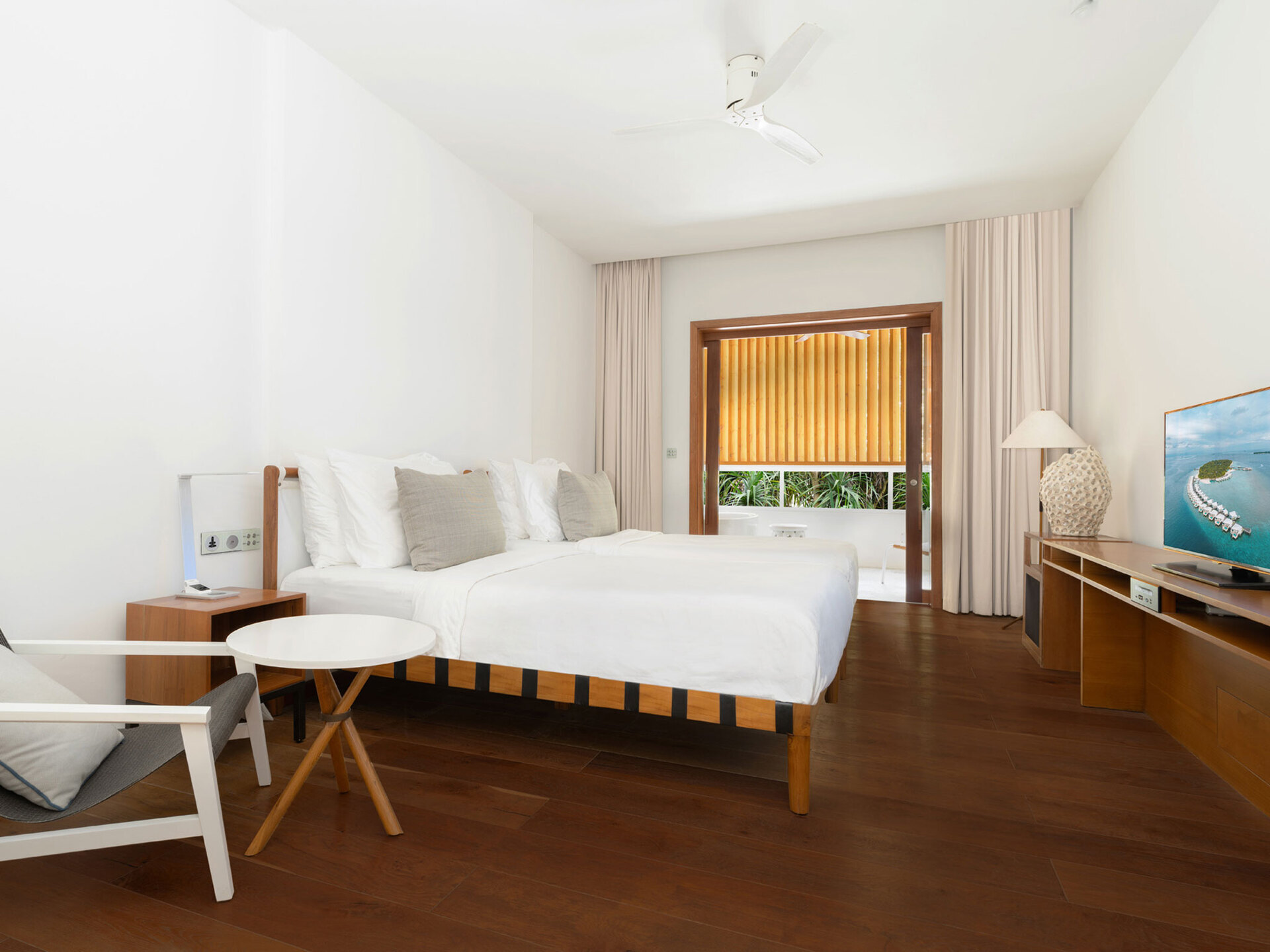 Amilla Beach Residences - 4 Bedroom - Third bedroom details