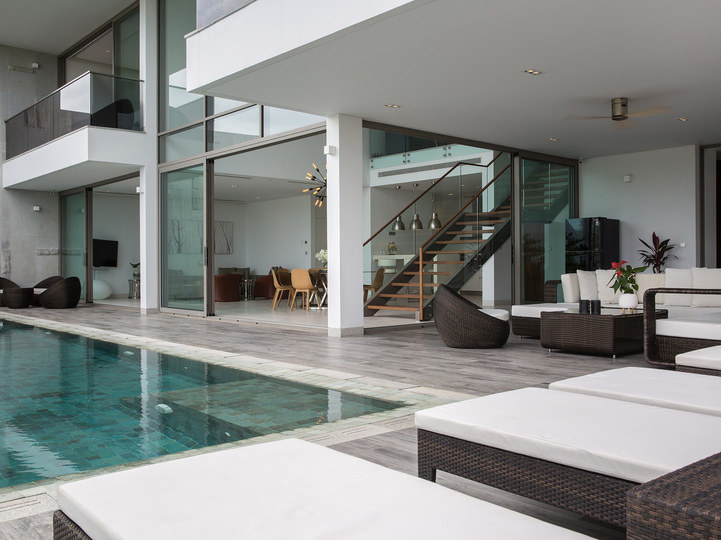 Malaiwana Patio Duplex - Relaxing pool area